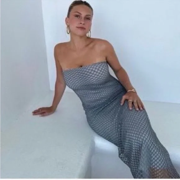 Zara Gray Strapless Midi Dress - Picture 1 of 16